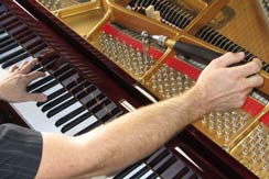 تعمیر پیانو | کوک و رگلاژ پیانو | آکوستیک و دیجیتال