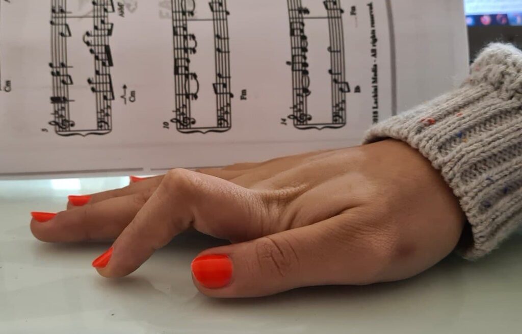تمرین تقویت دست در پیانو